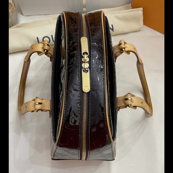 Louis Vuitton Amarante Monogram Vernis Summit Bag - Picture 7 of 15